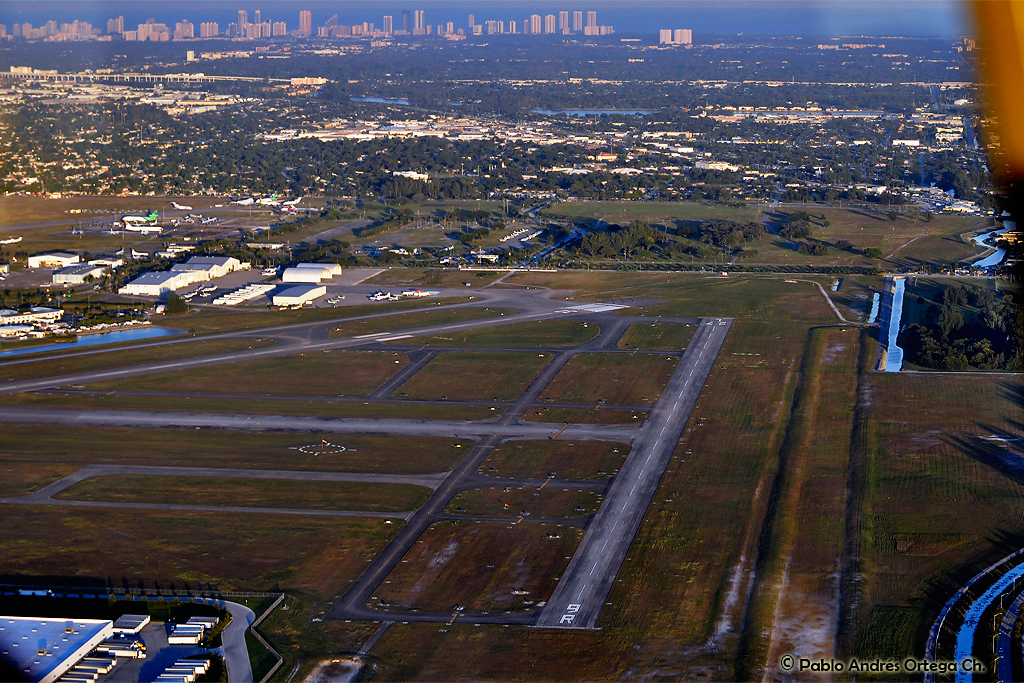 Fontainebleau Aviation