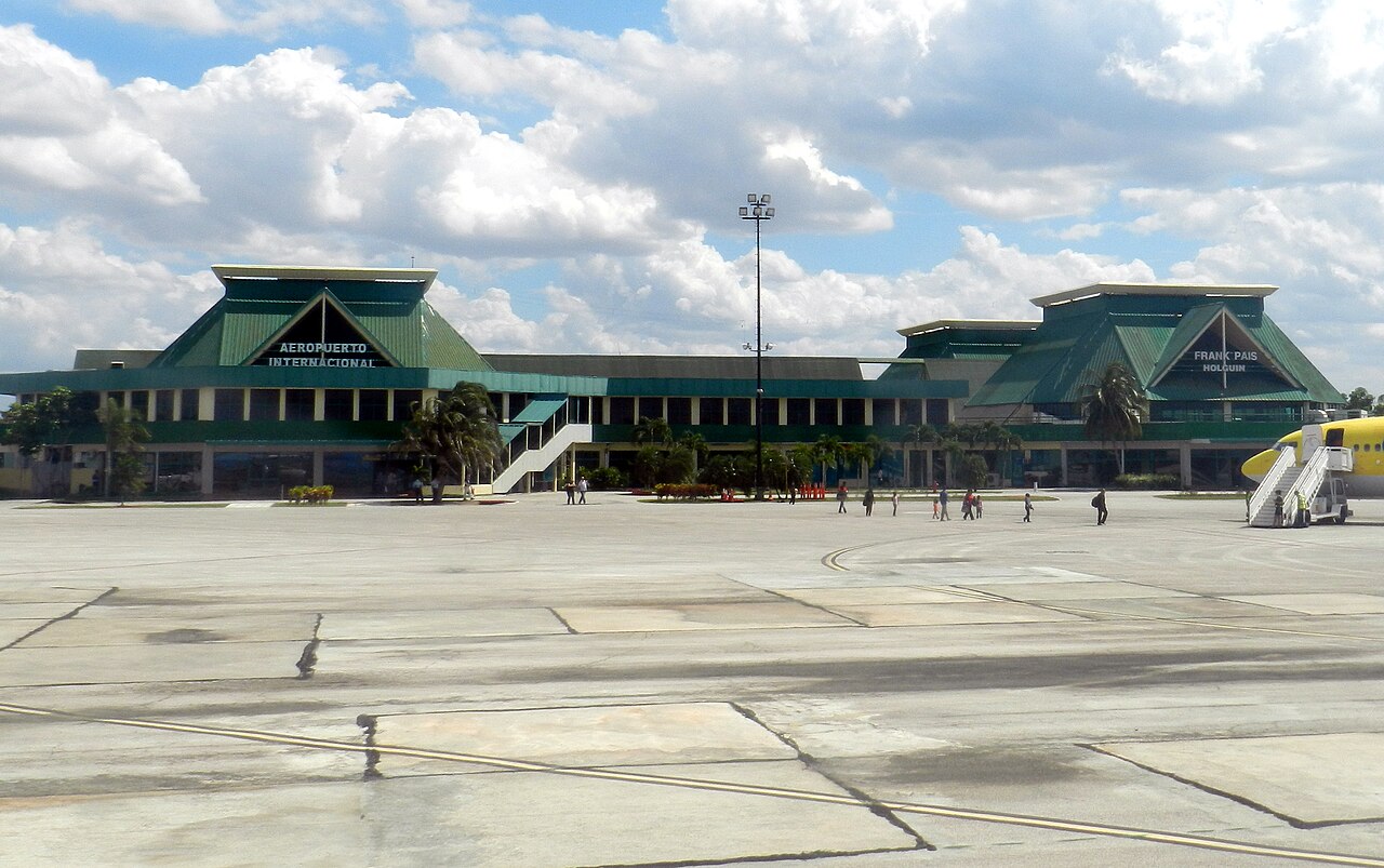 Frank Pais International Airport