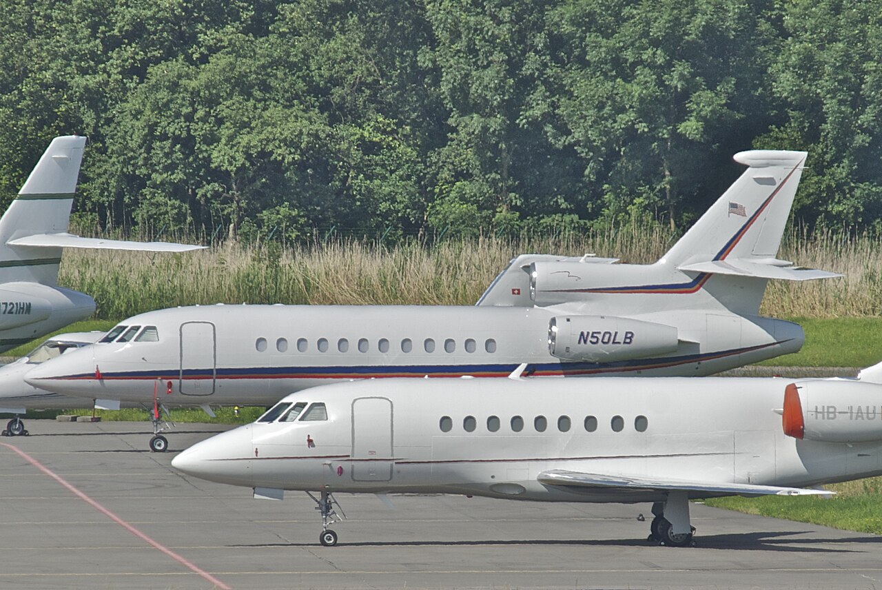Dassault Falcon 10X — exterior