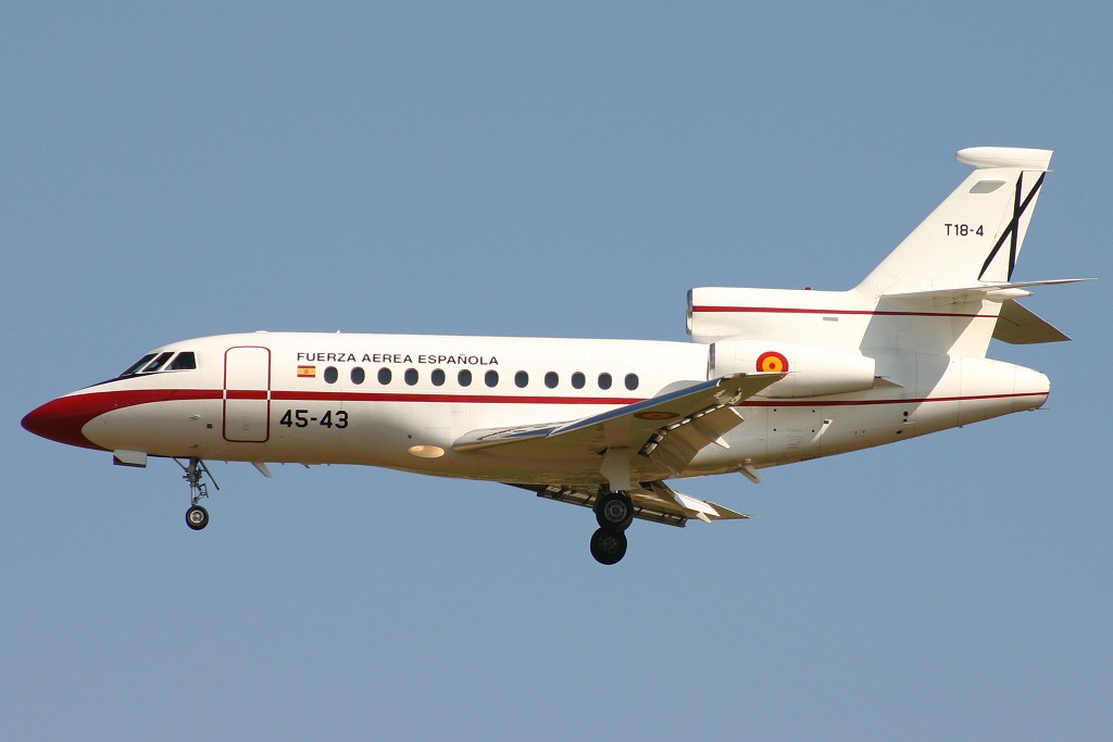 Dassault Falcon 900EX — exterior