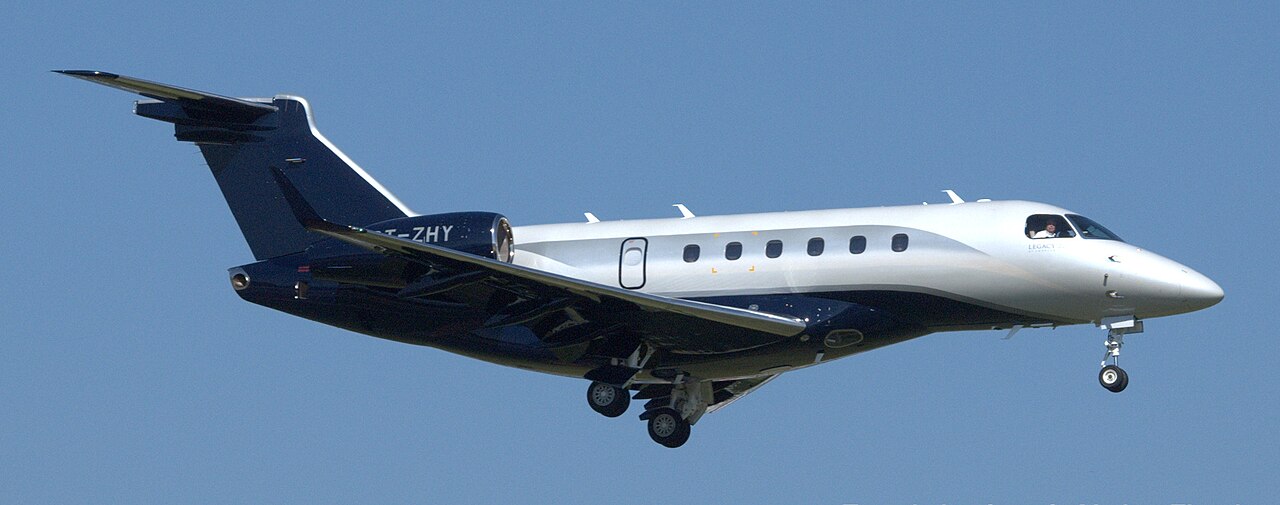 Embraer Legacy 500 — exterior