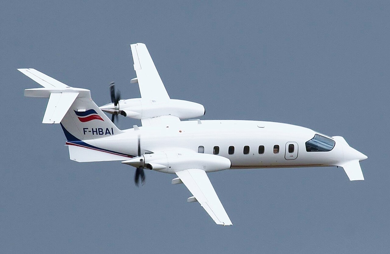 Piaggio P.180 Avanti II — exterior